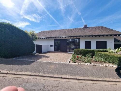 Vorderansicht - Einfamilienhaus mit 215,50 m² in Konz zum Kaufen