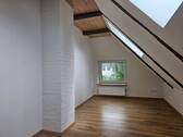 Zimmer 1 im DG, linke Whg., Bild 2 - 