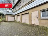 Garagen - Mehrfamilienhaus, Wohnhaus mit 264,00 m&sup2; in Wachtberg zum Kaufen