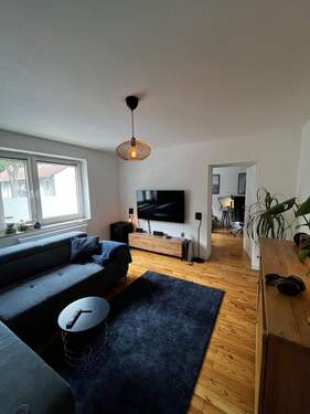 Wohnzimmer - Uninahe 3 ZKB in Dudweiler-Süd Waldrandlage