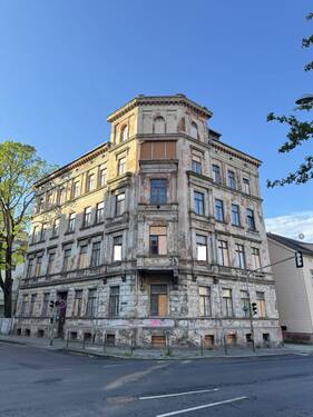 Hausansicht - Mehrfamilienhaus für Projektentwickler oder Liebhaber historischer Bausubstanz