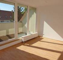 Charmante 2-Raum-Wohnung mit sonniger Dachloggia im Leipziger Süden!!
