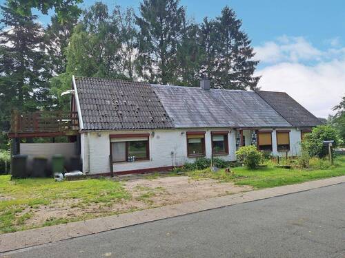 Sicht zum Einfamilienhaus - Einfamilienhaus mit 142,00 m&sup2; in Norderbrarup zum Kaufen