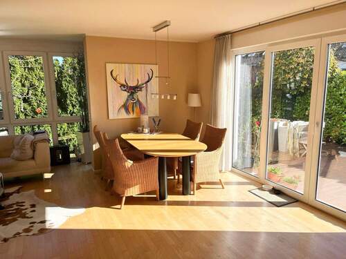 Gemütlicher Essbereich mit Blick! - 