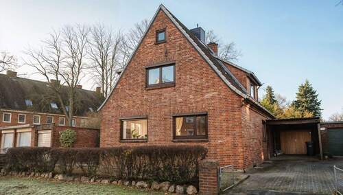 Hausfront - 7 Zimmer Einfamilienhaus zum Kaufen in Rendsburg
