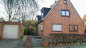 li. Garage - 7 Zimmer Einfamilienhaus in Rendsburg