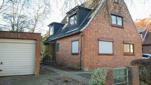 Seite links - Einfamilienhaus mit 118,00 m&sup2; in Rendsburg zum Kaufen