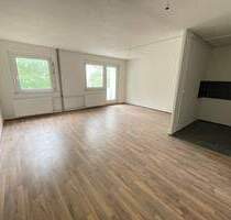 ! ERSTBEZUG ! Wohnen in Familiengerechter Lage - Schneeberg Neustädtel