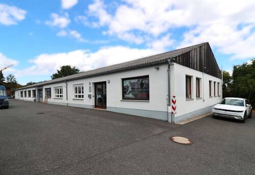 Außenansicht - Halle in Großhabersdorf