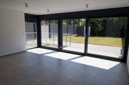 Wohnzimmer / Terrase / Garten - 