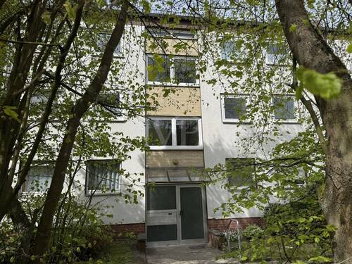  Hauseingang - 3 Zimmer Etagenwohnung zum Kaufen in Celle