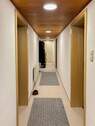 Flur mit Kaminofen(UG) - 
