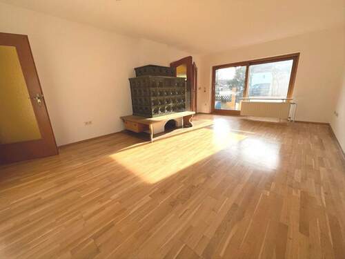 Wohnzimmer - 6 Zimmer Einfamilienhaus in Höhenkirchen-Siegertsbrunn