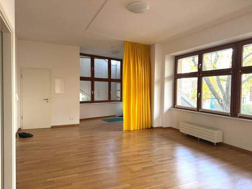 Eingang 2.JPG - 3 Zimmer Büro in Berlin