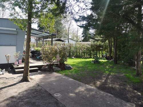 Bungalow - Mehrfamilienhaus, Wohnhaus mit 440,00 m&sup2; in Heidesee zum Kaufen