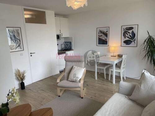 Wohnraum - 1 Zimmer Etagenwohnung zur Miete in München