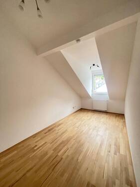 Dachgeschosszimmer - 