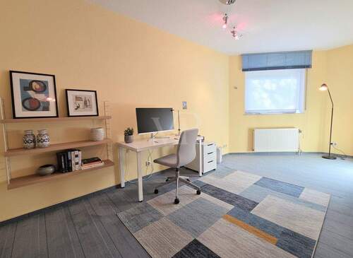 Wohnlich ausgebauter Bürobereich KG Beispiel - 