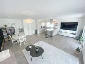 Wohn- und Essbereich mit Küche - 3 Zimmer Etagenwohnung zum Kaufen in Wincheringen