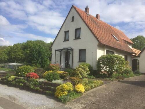 Bild 1 - EFH mit ELW und großem Garten in Bad Oeynhausen - Mooskamp
