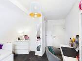 Kind 1/ Homeoffice - 