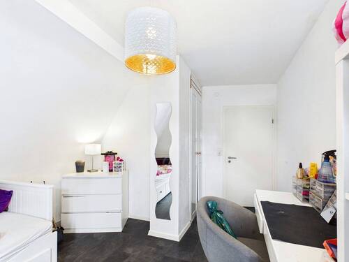 Kind 1/ Homeoffice - 