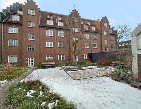 Hausansicht - Vermietete Wohnung im Herzen Pinnebergs