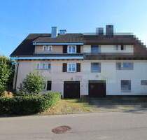 Ruhig, beliebt, familienfreundlich: Wohnhaus als Doppelhaushälfte mit Garten und Garage(n) in ruhiger Lage von Donaueschingen !