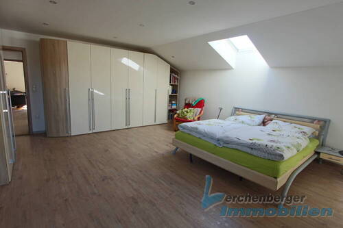 Schlafzimmer DG - 
