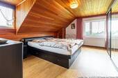 Schlafzimmer 1 Dachgeschoss - 