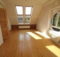 OSTVIERTEL, An der Schillerwiese, Sonnige 2-Zimmer-Dachgeschoß-Whg, H52 E5 - Göttingen