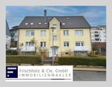 Hausansicht - Schöne Eigentumswohnung mit Balkon und Gartenterrasse in Lüdenscheid!