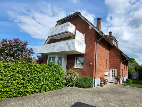 1. Hausansicht - Sehr schöne Maisonettewohnung im oberen Wieterviertel in Northeim