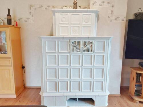 Kachelofen im Wohnzimmer - 