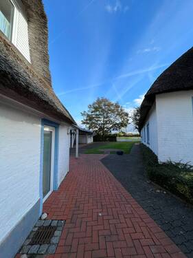 Blick Richtung Garten - Einfamilienhaus mit 245,00 m&sup2; in Winnemark zur Miete