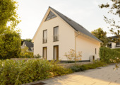 Seitenansicht - 6 Zimmer Einfamilienhaus zum Kaufen in Bernstorf