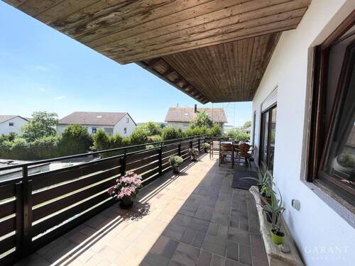 Balkon - Etagenwohnung mit 136,00 m² in Bernstadt zum Kaufen
