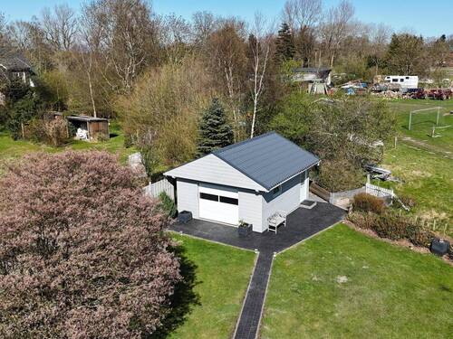 Gartenhaus mit Rolltor - 