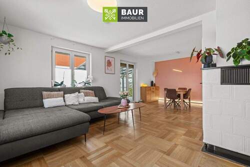 Großzügiger Wohn- und Essbereich - 