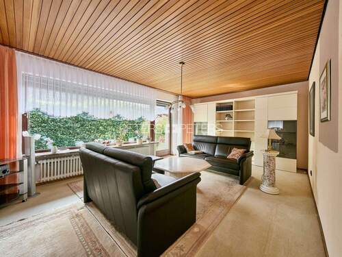 Wohnbereich - 5 Zimmer Einfamilienhaus in Neumünster