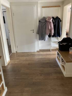 Flur - 3 Zimmer Etagenwohnung zur Miete in Meschede