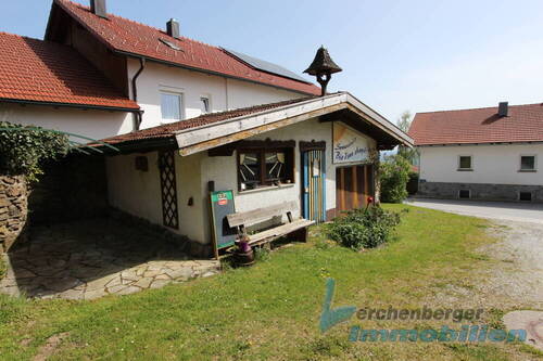 Nebengebäude - 7 Zimmer Einfamilienhaus in Schöllnach