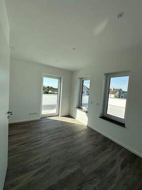 Kinderzimmer/Büro - 