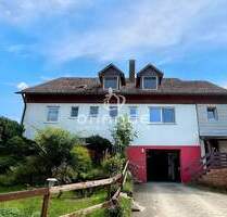 *** Sanierungsbedürftiges 2-Familienhaus mit Ausbau-Potenzial in schöner Lage von Fahrenzhausen *** - Fahrenzhausen / Großnöbach Bergfeld