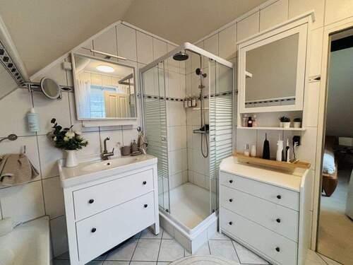 Bad zum Schlafzimmer OG - 