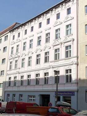 Haus - Im schönsten Haus der Straße - helle, geräumige 1-Raumwohnung