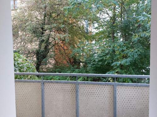 Blick zum Balkon.jpg - 