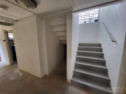 Treppenaufgang im Keller - 