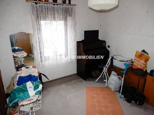 Kinder- oder Arbeitszimmer EG.JPG - 