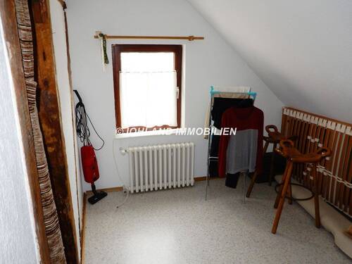 Das zweite Zimmer im 1. OG.JPG - 